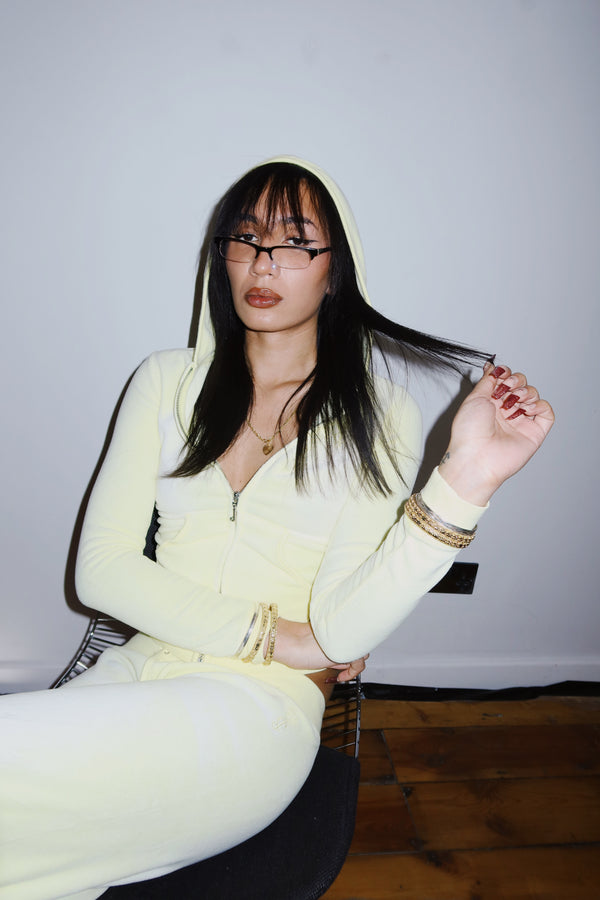 YELLOW PEAR COTTON VELOUR WASHED FITTED HOODIE